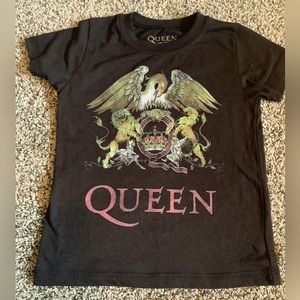 Queen 4T T-shirt